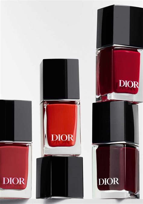 Smalti Dior Le Vernis: nuova gamma col